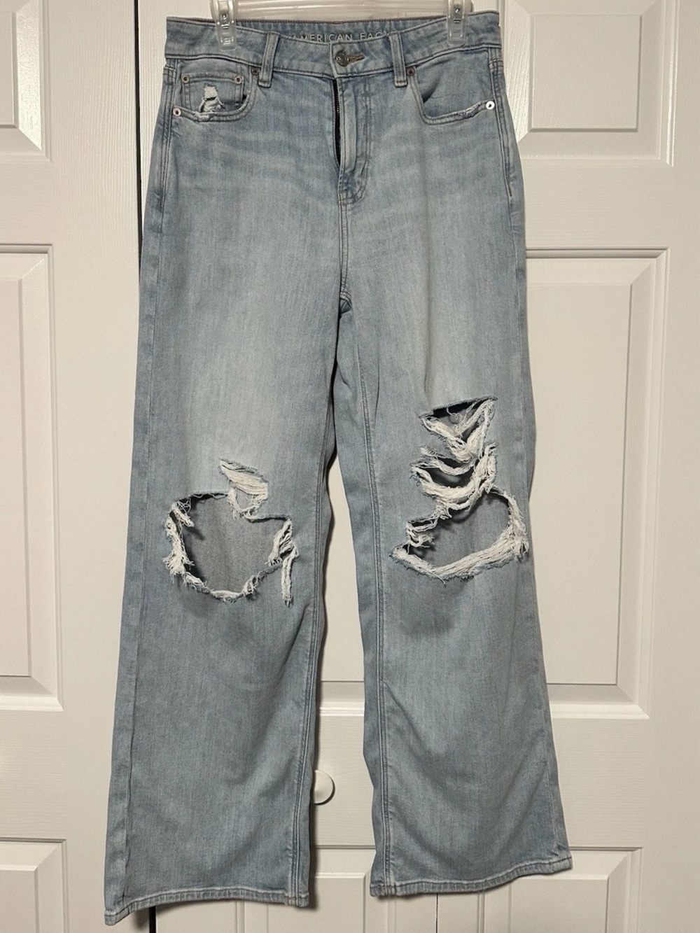 America Eagle Dreamy Drape baggy high rise jeans size 4, regular length NWOT